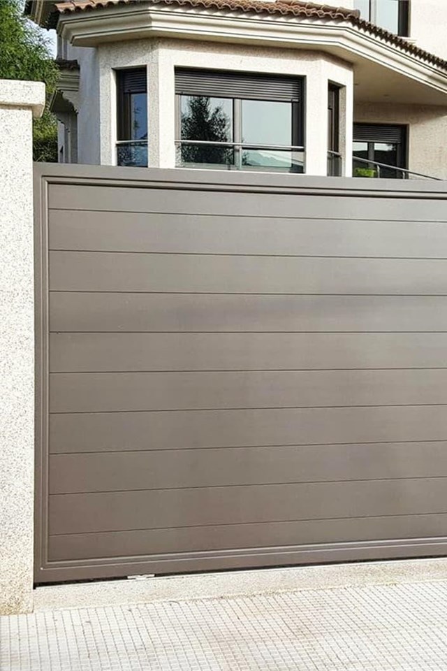 Especialistas en diferentes tipos de puertas en Vigo