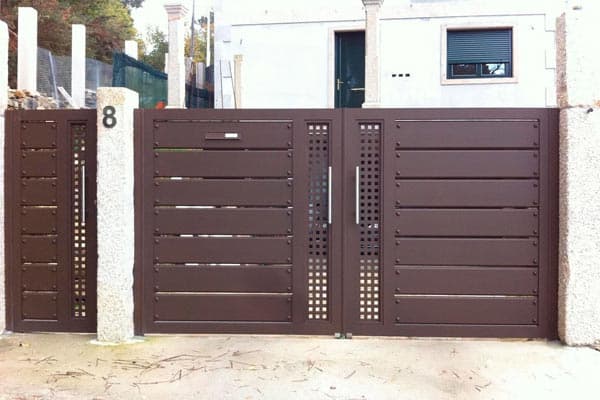 Puertas batientes automáticas