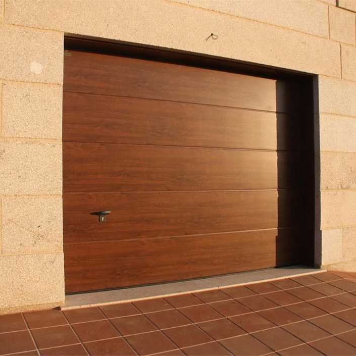 Puertas de garaje seccionales - Puertas (Trabajos de puertas y